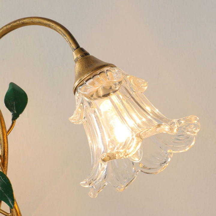 Lampe de table à 2 lumières en fer forgé avec vigne fleurie à double tête vintage traditionnel et verre cristal pour chambre à coucher 