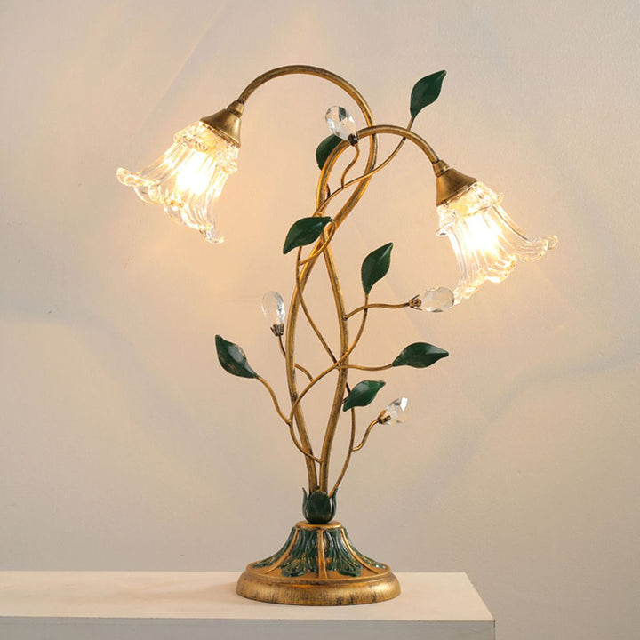 Lampe de table à 2 lumières en fer forgé avec vigne fleurie à double tête vintage traditionnel et verre cristal pour chambre à coucher 