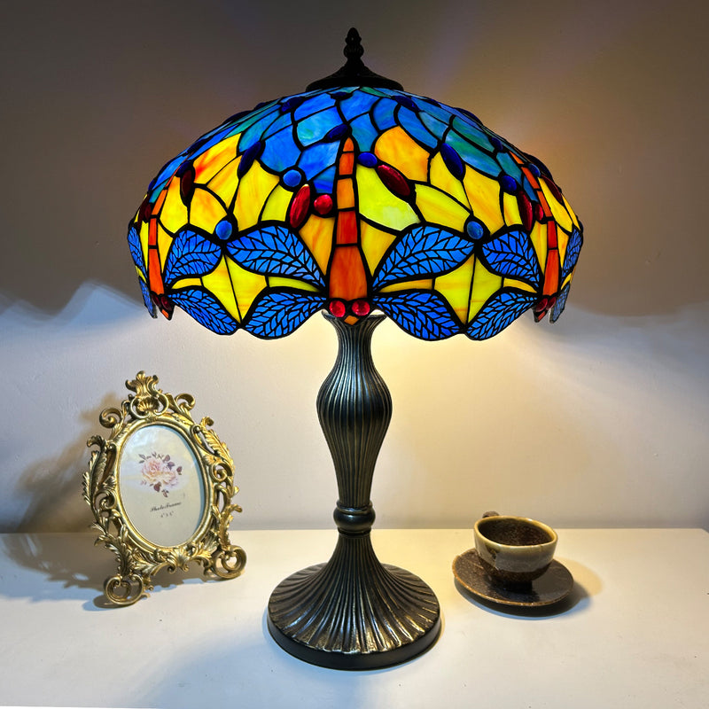 Traditional Tiffany Lines Flower Pattern Resin Glass 2-Light Table Lamp For Bedroom