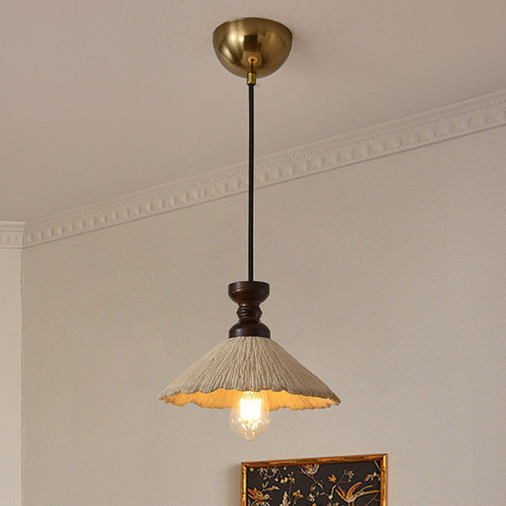 Traditioneller Vintage Kegelförmiger Kronleuchter aus massivem Holz und Eisen mit Mikrobeton 1/3-Licht für das Esszimmer 
