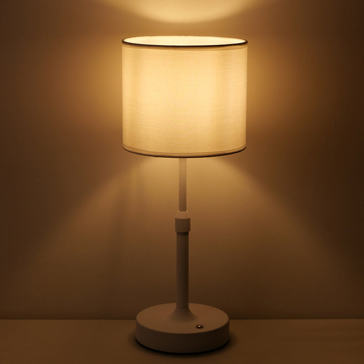 Lampe de table moderne minimaliste en métal cylindrique relevable avec tissu 1 lumière pour chambre 
