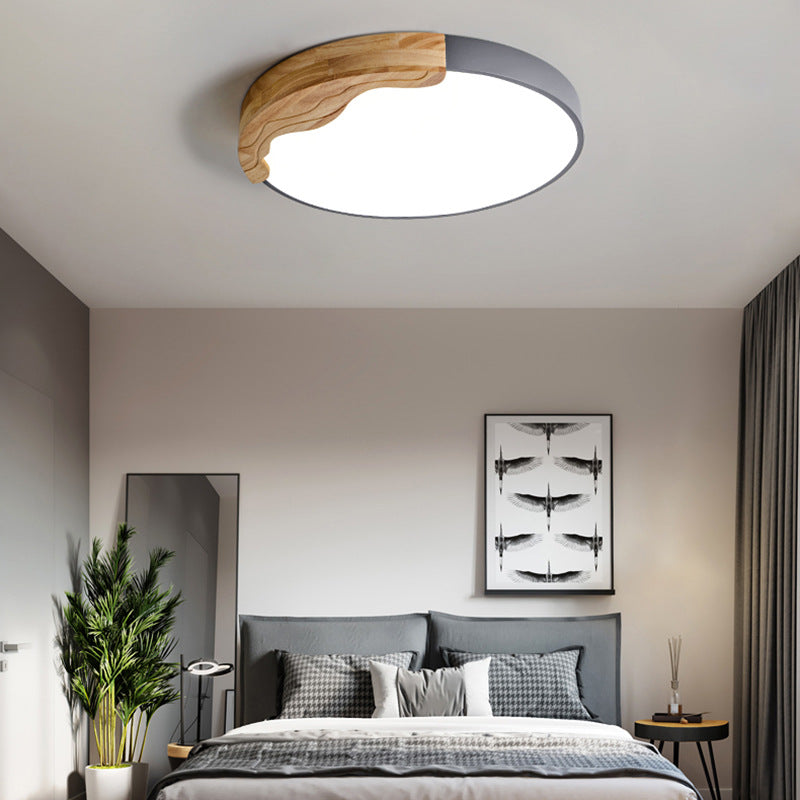 Contemporary Nordic Round Corrugated Iron Oak Acrylic LED Flush Mount Ceiling Light For Bedroom