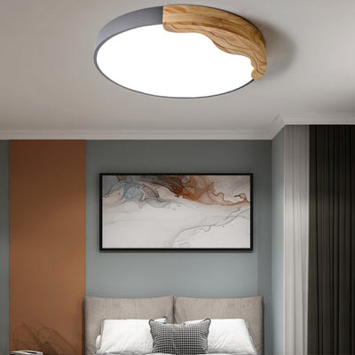 Contemporary Nordic Round Corrugated Iron Oak Acrylic LED Flush Mount Ceiling Light For Bedroom