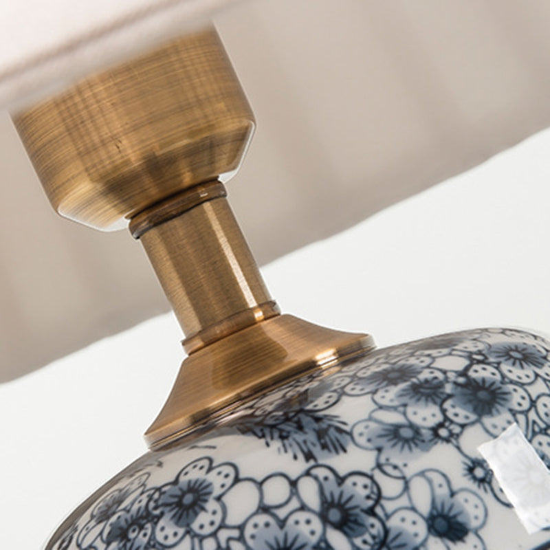 Traditional Chinese Pattern Pleated Cylindrical Copper Ceramic Fabric 1-Light Table Lamp For Bedroom