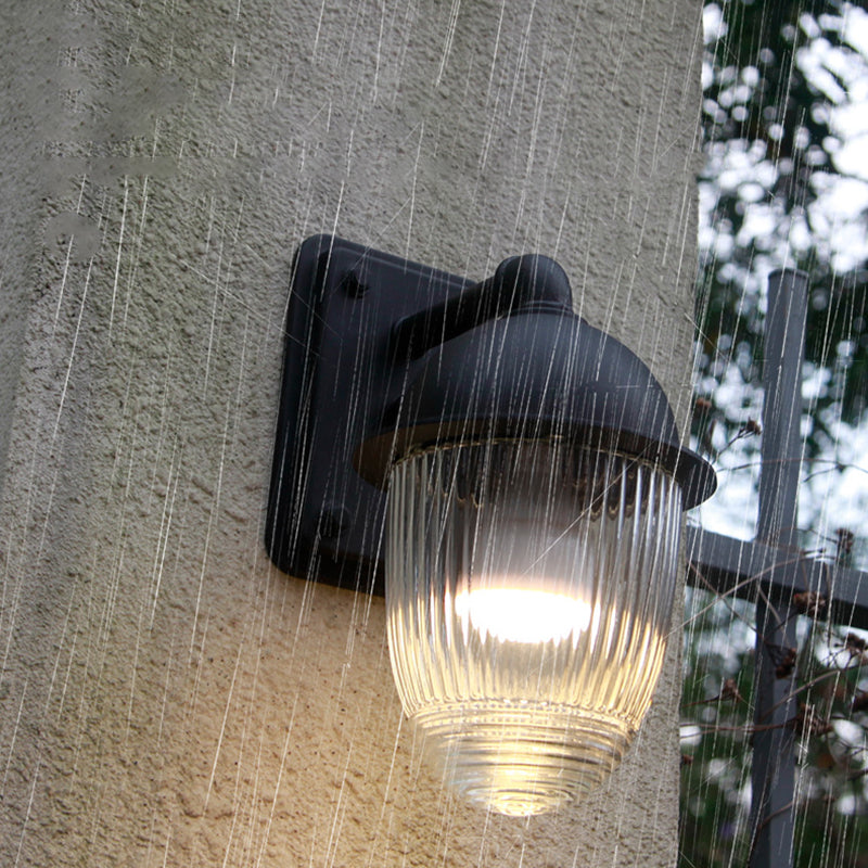 Moderne minimalistische wasserdichte nussförmige Aluminium-Glas 1-Licht Außenwandleuchte für Gärten 
