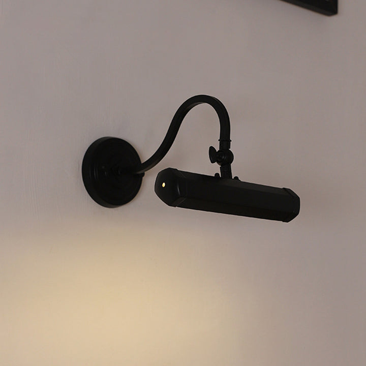 Moderne minimalistische drehbare lange Eisen-2-Licht-Wandleuchte für das Schlafzimmer 