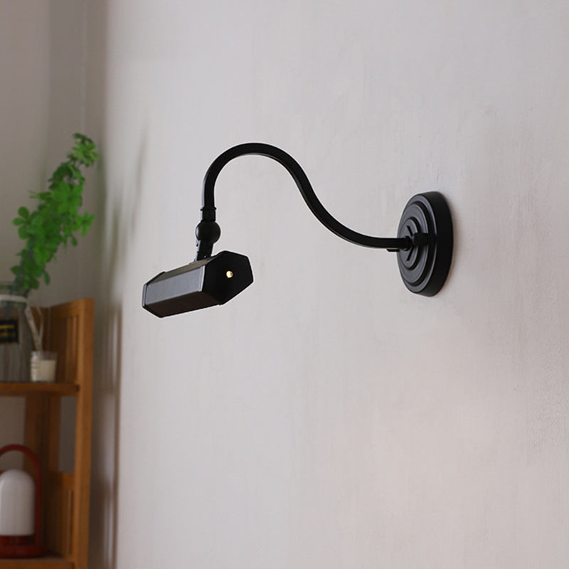 Moderne minimalistische drehbare lange Eisen-2-Licht-Wandleuchte für das Schlafzimmer 