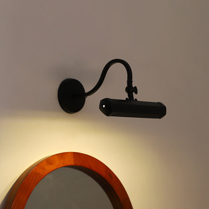 Moderne minimalistische drehbare lange Eisen-2-Licht-Wandleuchte für das Schlafzimmer 