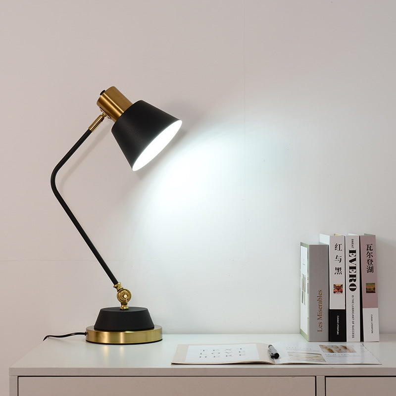 Modern Simplicity Rotatable Geometric Lines Iron 1-Light Table Lamp For Bedroom