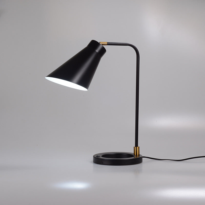 Modern Simplicity Rotatable Geometric Lines Iron 1-Light Table Lamp For Bedroom