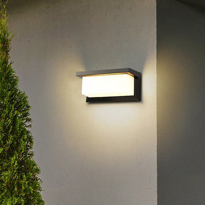 Modern Minimalist Waterproof Rectangle Aluminum Acrylic LED Outdoor Wall Sconce Lamp For Gardens