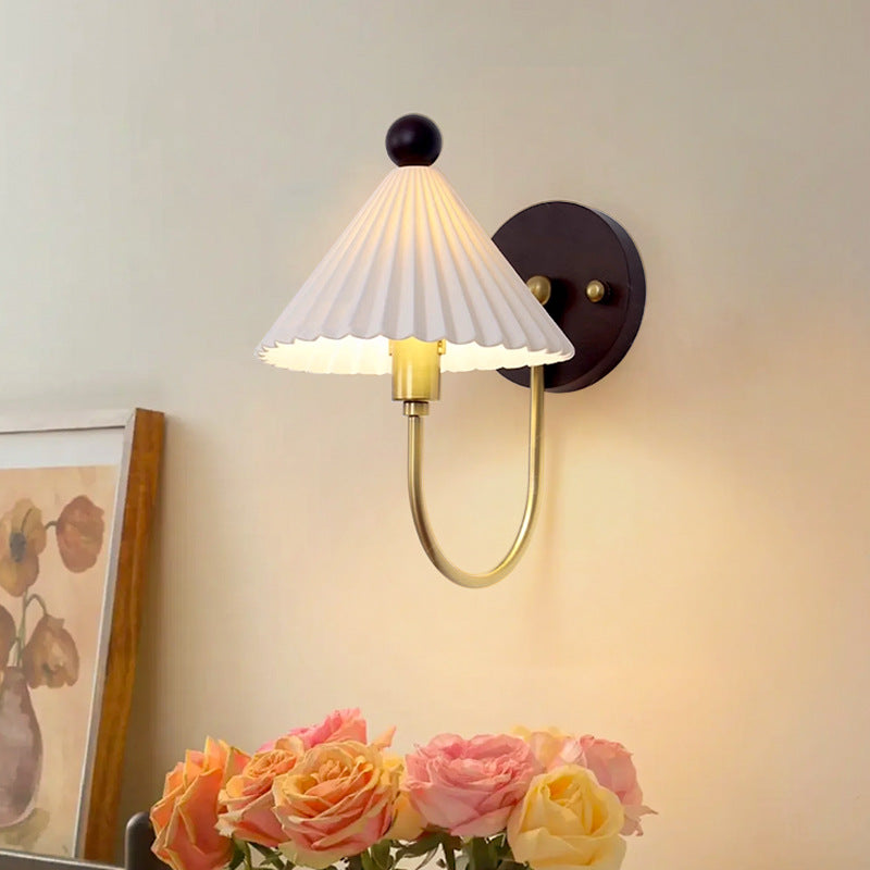 Traditional Vintage Pleated Umbrella-shaped Solid Wood Hardware Ceramic 1-Light Wall Sconce Lamp For Bedroom