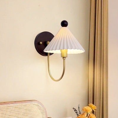 Traditional Vintage Pleated Umbrella-shaped Solid Wood Hardware Ceramic 1-Light Wall Sconce Lamp For Bedroom