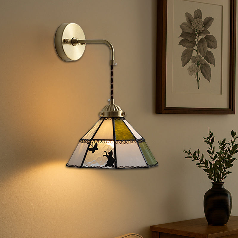 Traditional Tiffany Round Cat Pattern Brass Glass 1-Light Wall Sconce Lamp For Bedroom