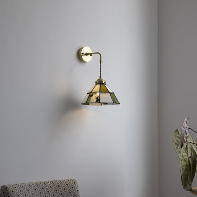 Traditional Tiffany Round Cat Pattern Brass Glass 1-Light Wall Sconce Lamp For Bedroom