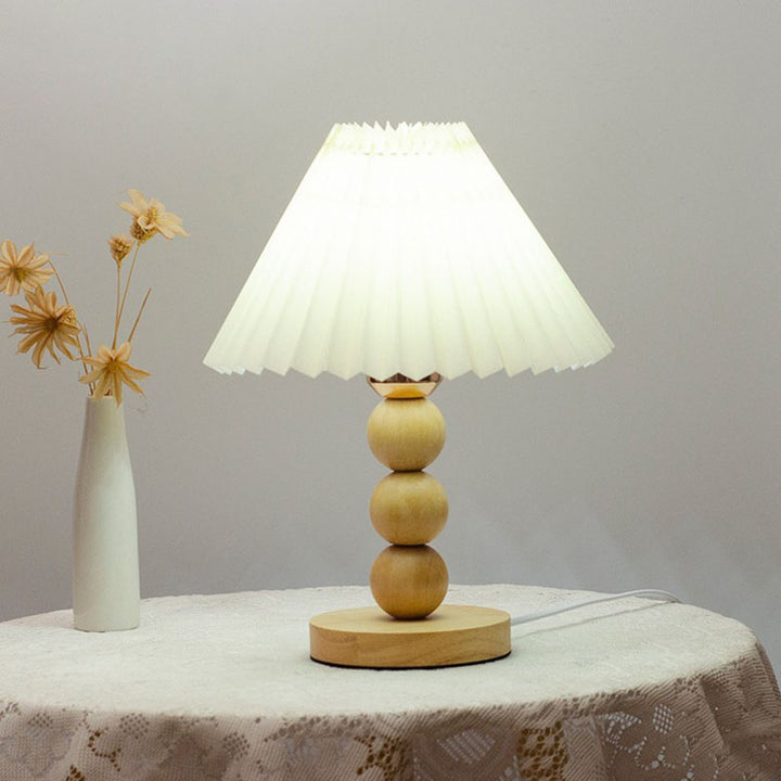 Traditional Vintage Pleated Gourd Shaped Oak Fabric 1-Light Table Lamp For Bedroom