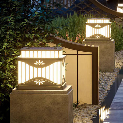 Lumière extérieure paysagère LED PE en acier inoxydable à rayures carrées solaires étanches minimalistes modernes pour jardins 