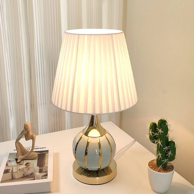 Traditional Vintage Pleated Spherical Ceramic Fabric Metal 1-Light Table Lamp For Bedroom