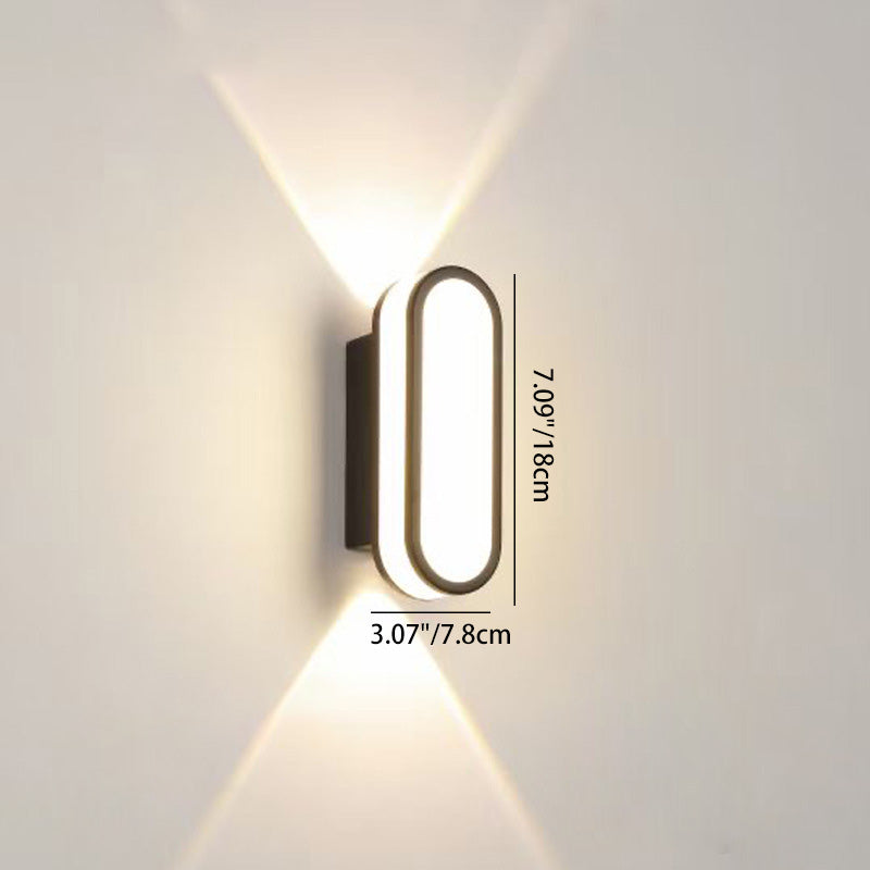 مصباح حائط LED مقاوم للماء من الألومنيوم والأكريليك بتصميم بسيط ومعاصر للفناء الخارجي 