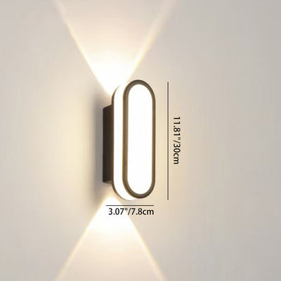 مصباح حائط LED مقاوم للماء من الألومنيوم والأكريليك بتصميم بسيط ومعاصر للفناء الخارجي 