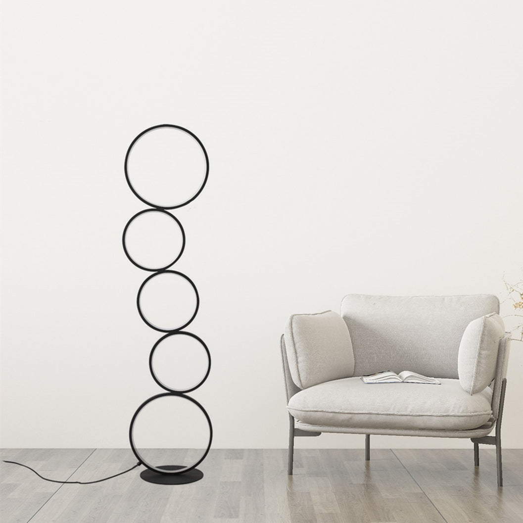 Lampadaire à LED en aluminium et fer créatif contemporain à cinq cercles pour salon 