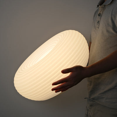 Luz de techo empotrada LED de bola redonda de acrílico de hierro creativo contemporáneo para dormitorio 