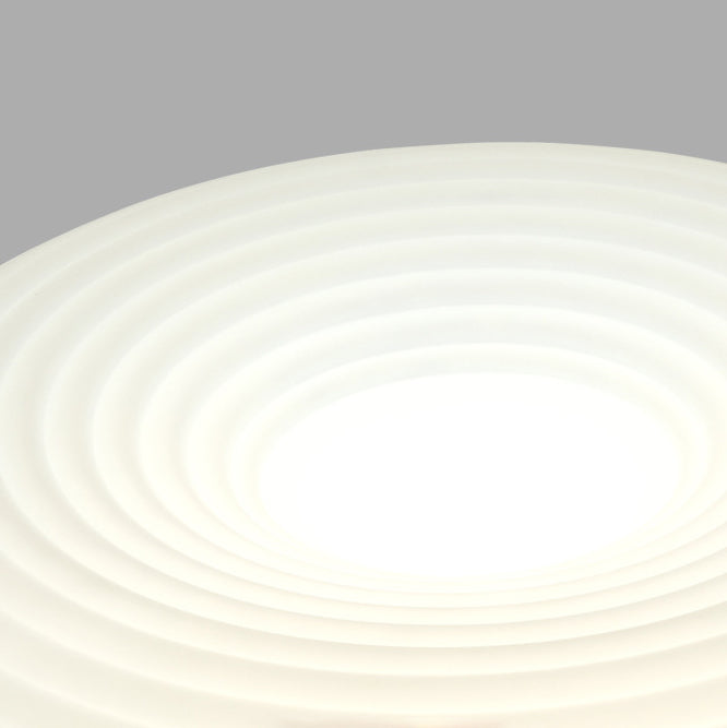 Luz de techo empotrada LED de bola redonda de acrílico de hierro creativo contemporáneo para dormitorio 