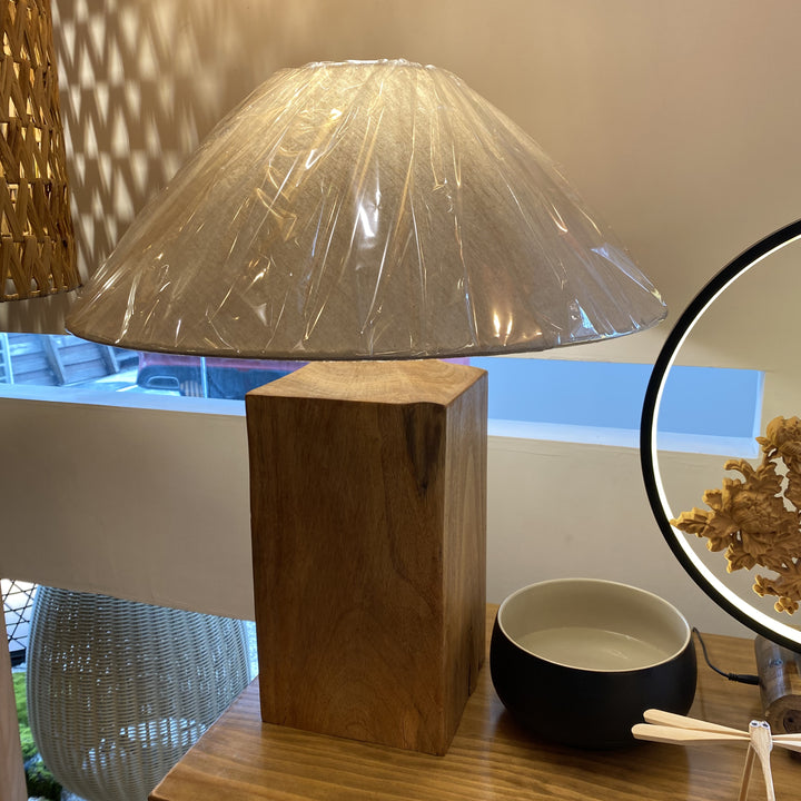 Lámpara de Mesa de Madera con Forma de Paraguas de Simplicidad Moderna 1 - Luz para Sala de Estar 