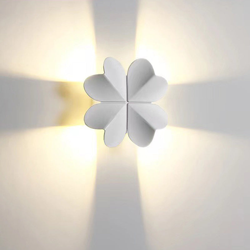 Contemporary Creative Four Leaf Clover Aluminum Waterproof LED Wall Sconce Lamp For Outdoor Patios