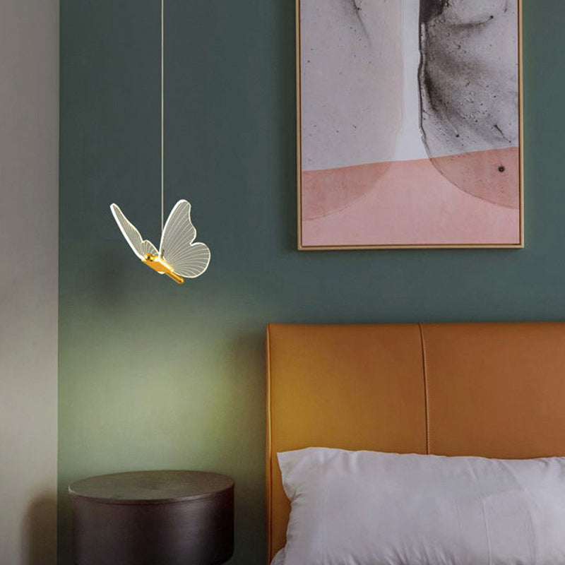 Lustre à LED en acrylique avec motif de papillon créatif contemporain pour chambre 