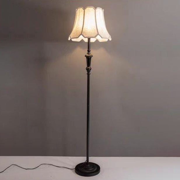 Zeitgenössische nordische Regenschirmstoff Eisen 1 - Licht Stehende Stehlampe für Wohnzimmer 