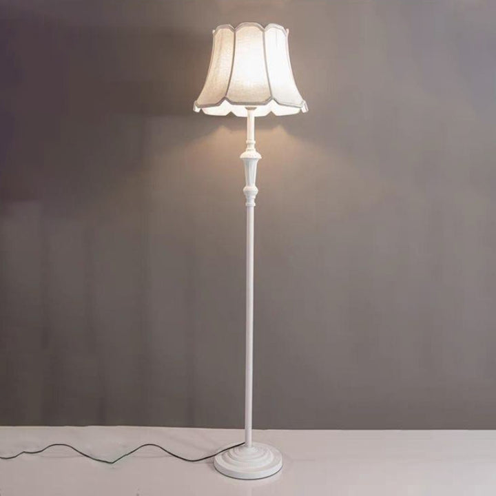 Zeitgenössische nordische Regenschirmstoff Eisen 1 - Licht Stehende Stehlampe für Wohnzimmer 