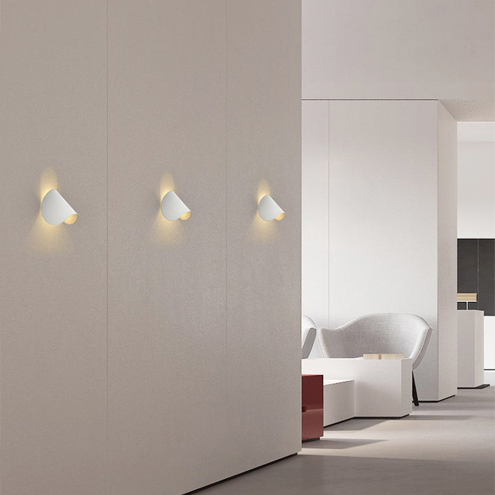 Aplique de pared redondo minimalista moderno de hierro con ajuste libre de 1 luz para pasillos 