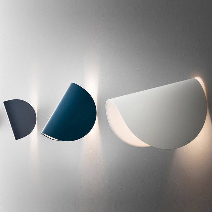 Aplique de pared redondo minimalista moderno de hierro con ajuste libre de 1 luz para pasillos 