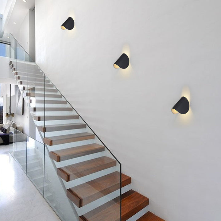 Aplique de pared redondo minimalista moderno de hierro con ajuste libre de 1 luz para pasillos 
