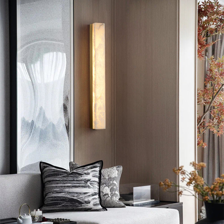 Traditionelle chinesische lange Streifen-Kupfer-Marmor-LED-Wandleuchte für das Wohnzimmer 