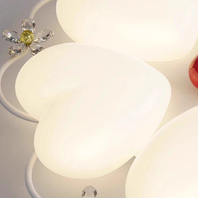 ضوء سقف متدفق LED بتصميم قلب من الأكريليك والحديد PE مع خياطة زهور كريم نوردية معاصرة لغرفة النوم 