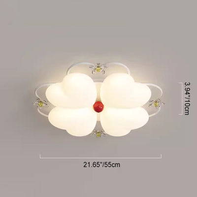 ضوء سقف متدفق LED بتصميم قلب من الأكريليك والحديد PE مع خياطة زهور كريم نوردية معاصرة لغرفة النوم 