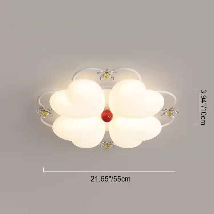 ضوء سقف متدفق LED بتصميم قلب من الأكريليك والحديد PE مع خياطة زهور كريم نوردية معاصرة لغرفة النوم 
