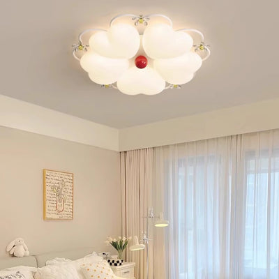 ضوء سقف متدفق LED بتصميم قلب من الأكريليك والحديد PE مع خياطة زهور كريم نوردية معاصرة لغرفة النوم 