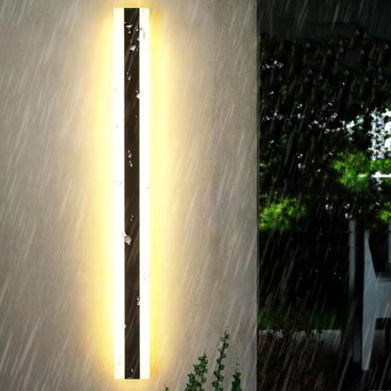 Aplique de pared LED de hierro acrílico en forma de barra larga, minimalista moderno e impermeable, para patio al aire libre 