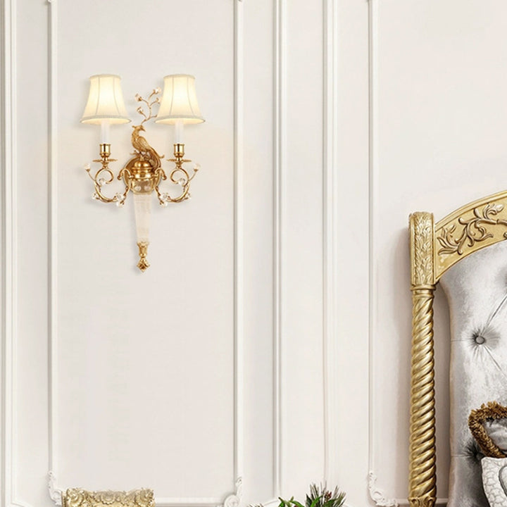 Lámpara de pared de 2 luces con pantalla de tela de cobre completo y cristal estilo tradicional francés Phoenix para sala de estar 