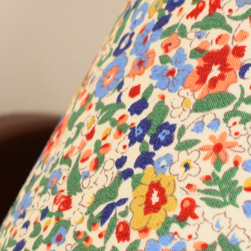 Motif de fleurs rétro contemporain en bois massif avec quincaillerie et abat-jour en tissu PVC pour applique murale à 1 lumière pour salon 