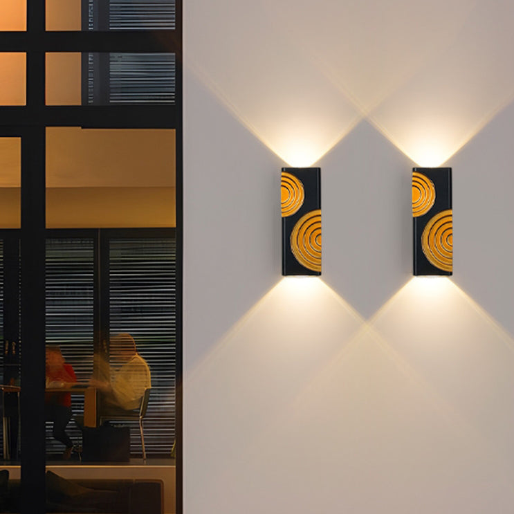 Moderne Einfachheit Wasserdichter Rechteckiger Würfel Aluminium LED Wandlampe Für Außenbereiche 