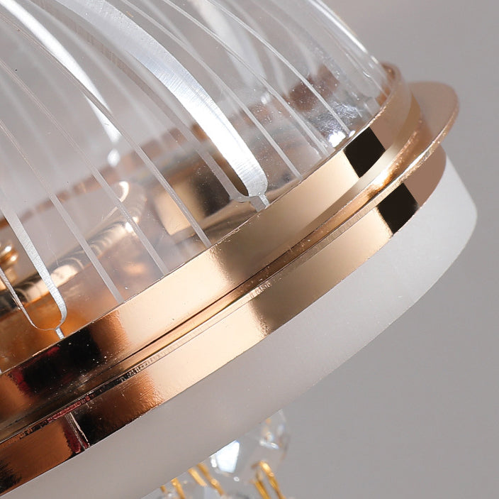 Moderne Luxusqualle Form Eisen Kristall Acryl Lampenschirm LED Pendelleuchte für Esszimmer 