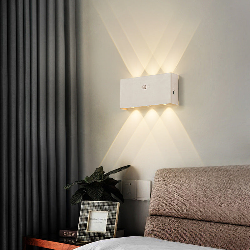 Moderne minimalistische rechteckige LED-Wandleuchte aus Vollaluminium mit menschlicher Körpersensorik für das Wohnzimmer 