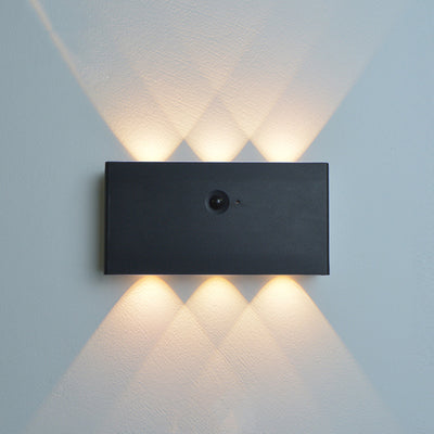 Moderne minimalistische rechteckige LED-Wandleuchte aus Vollaluminium mit menschlicher Körpersensorik für das Wohnzimmer 