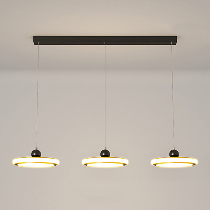 Zeitgenössischer nordischer runder Acryl-Lampenschirm Eisen-LED-Kronleuchter für das Esszimmer 