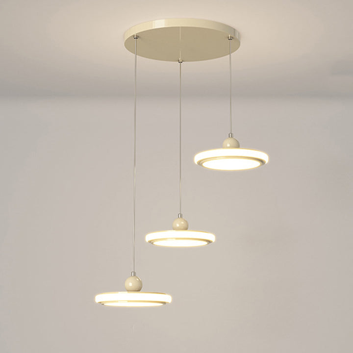 Zeitgenössischer nordischer runder Acryl-Lampenschirm Eisen-LED-Kronleuchter für das Esszimmer 
