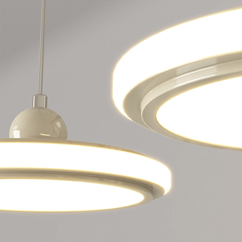 Lustre LED en fer avec abat-jour rond en acrylique nordique contemporain pour salle à manger 